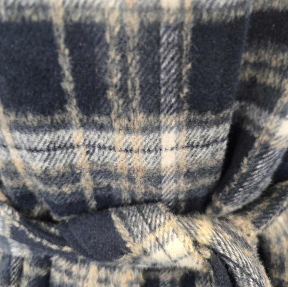Trench Coat - Picture 4 of 7